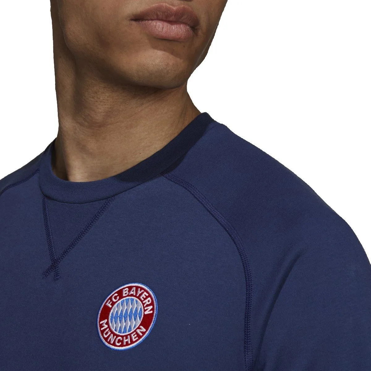 adidas Men's FC Bayern Travel Tee | GR0698
