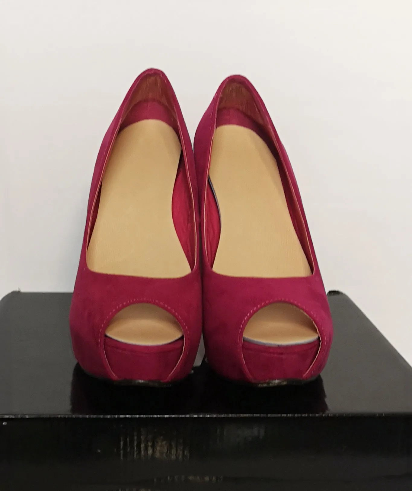 BNIB Shoe Box Boutique Pink Ladies Peep Toe Platform High Court Shoe Pink Size 5