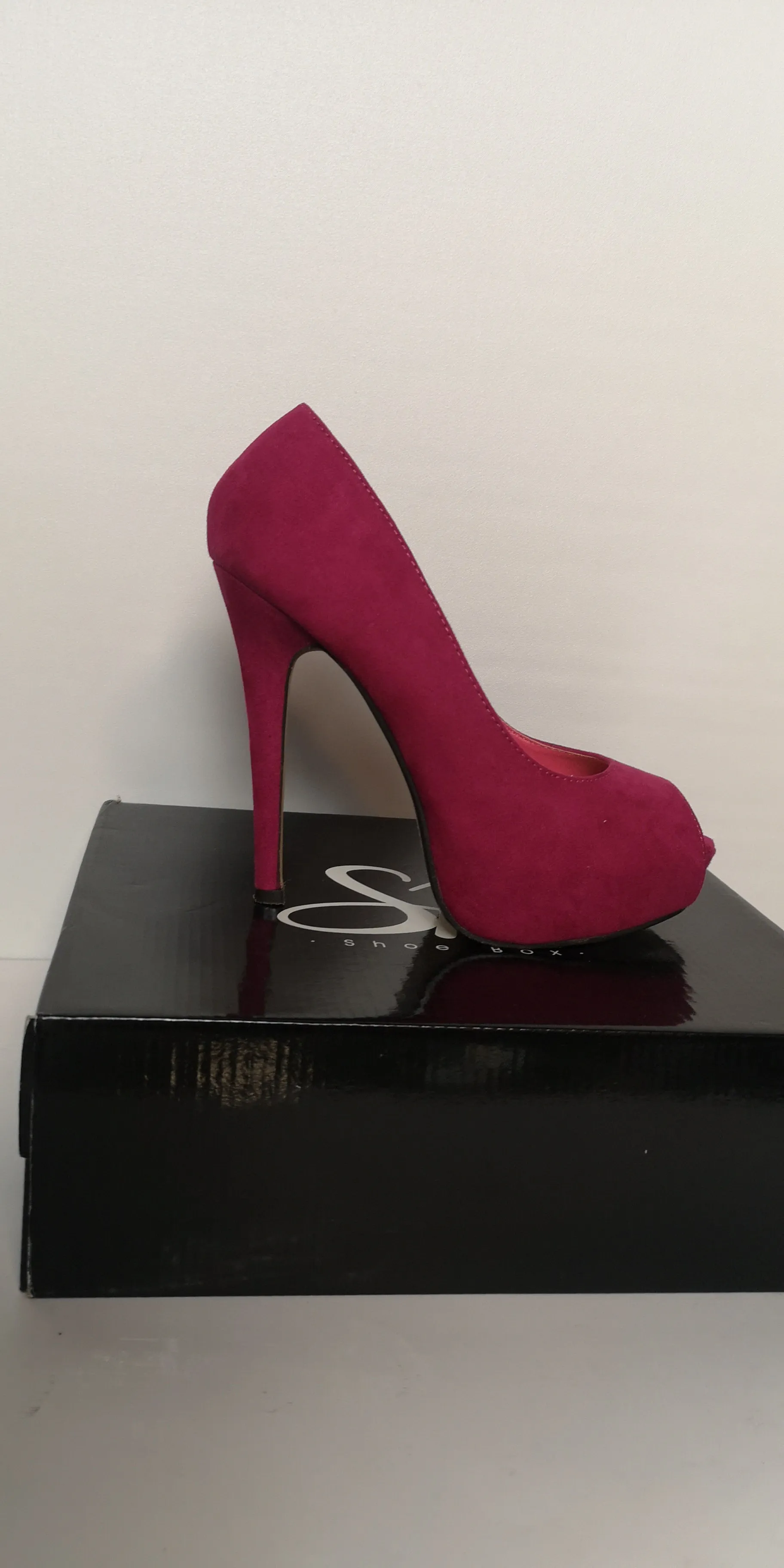 BNIB Shoe Box Boutique Pink Ladies Peep Toe Platform High Court Shoe Pink Size 5