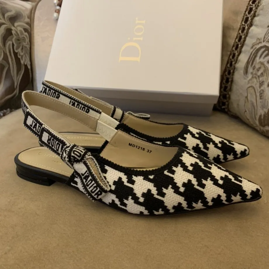 CD J'Ador Slingback Pump Black And White For Women 0.6 in / 1.5 cm