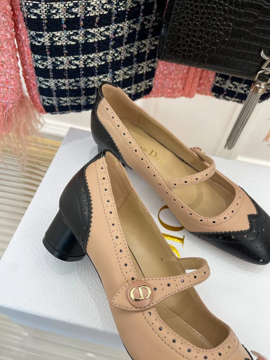 CD Spectador Ballet Pump Beige And Black For Women KDB764VSO_S15X