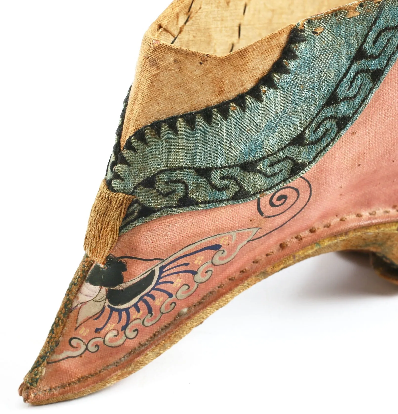 CHINESE LADIES SHOES FOR BOUND FEET (FOOT BINDING)