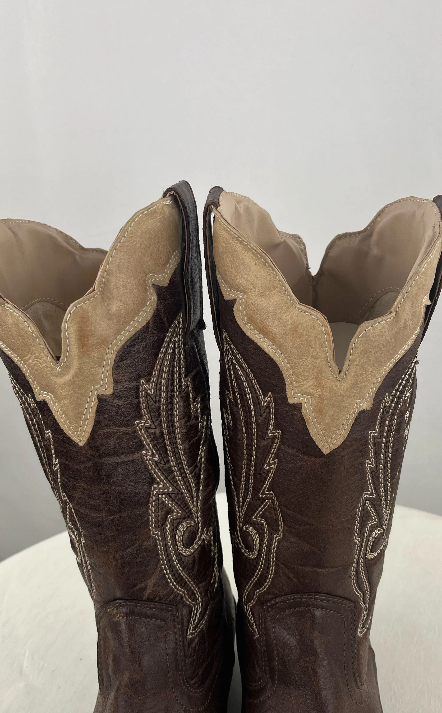 Coconuts Cimmaron Women's Brown Faux Leather Western Cowgirl Boots Size 7M