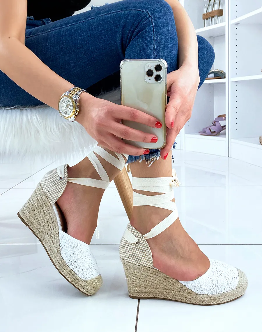 Espadrilles compensées blanches à longues lanières