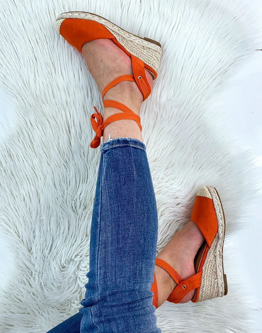 Espadrilles en suédine orange à talon compensé