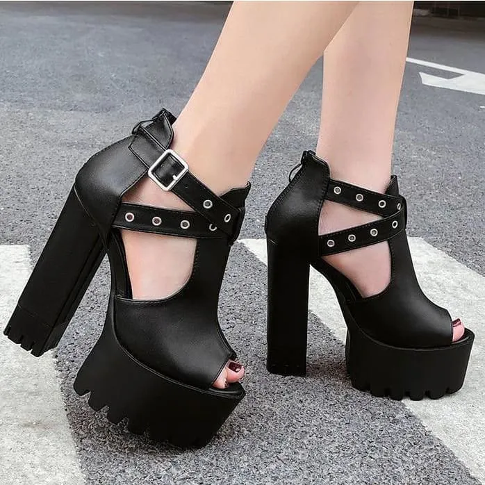 Gothic Eyelet Cross Straps Peep Toe Platform Shoes MK17373