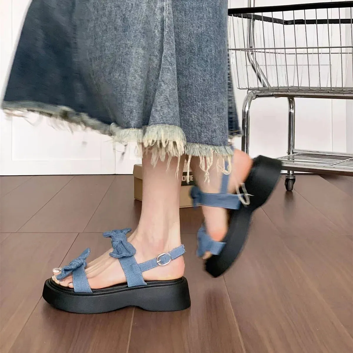 Hnzxzm Women's Shoes Bow Summer 2024 with Medium Heels Sandals for Woman Wedge Platform Waterproof Footwear Open Toe Blue Sandal Daily