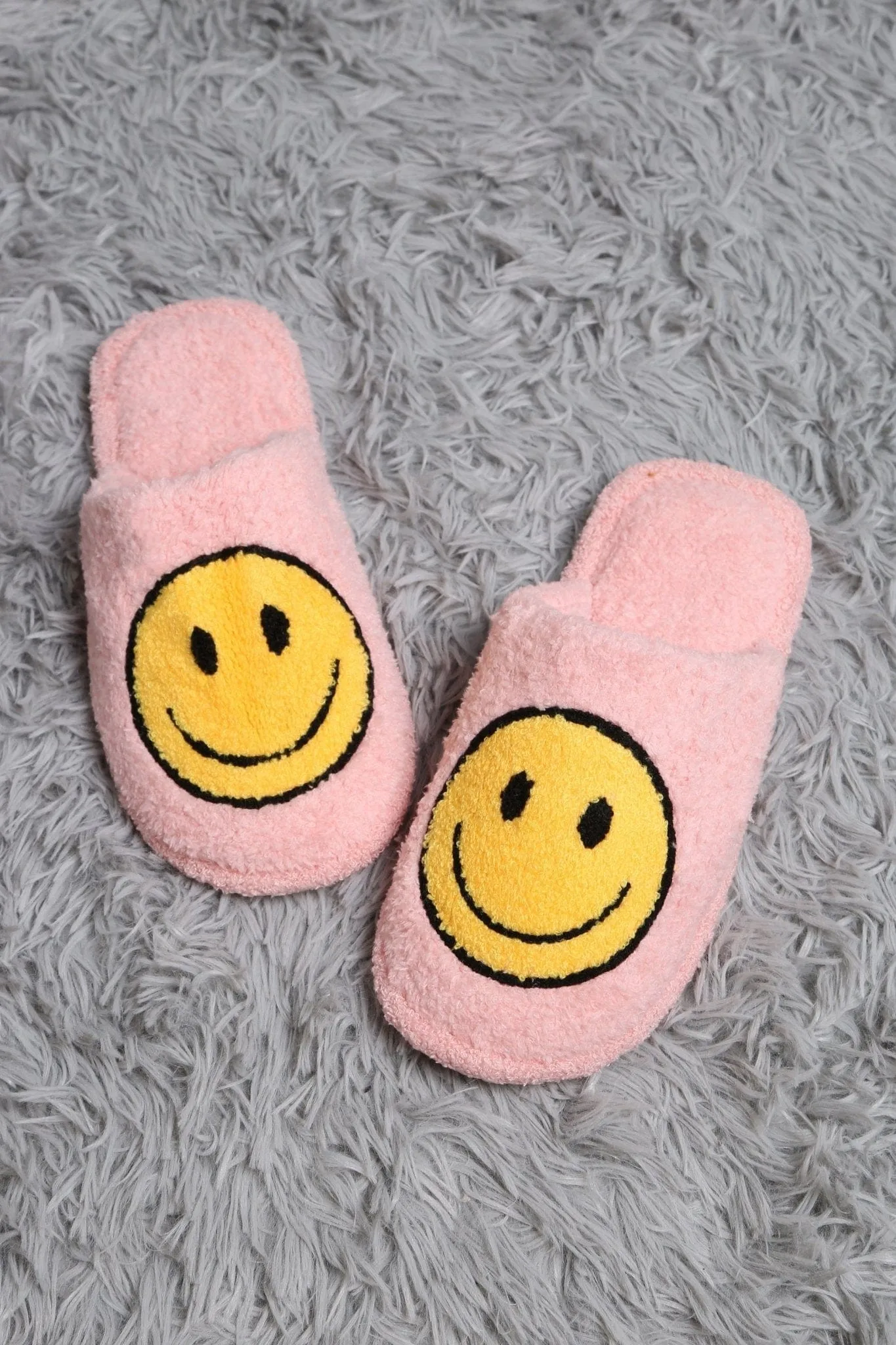 JCL2125 Super Lux Smiley Face Slippers