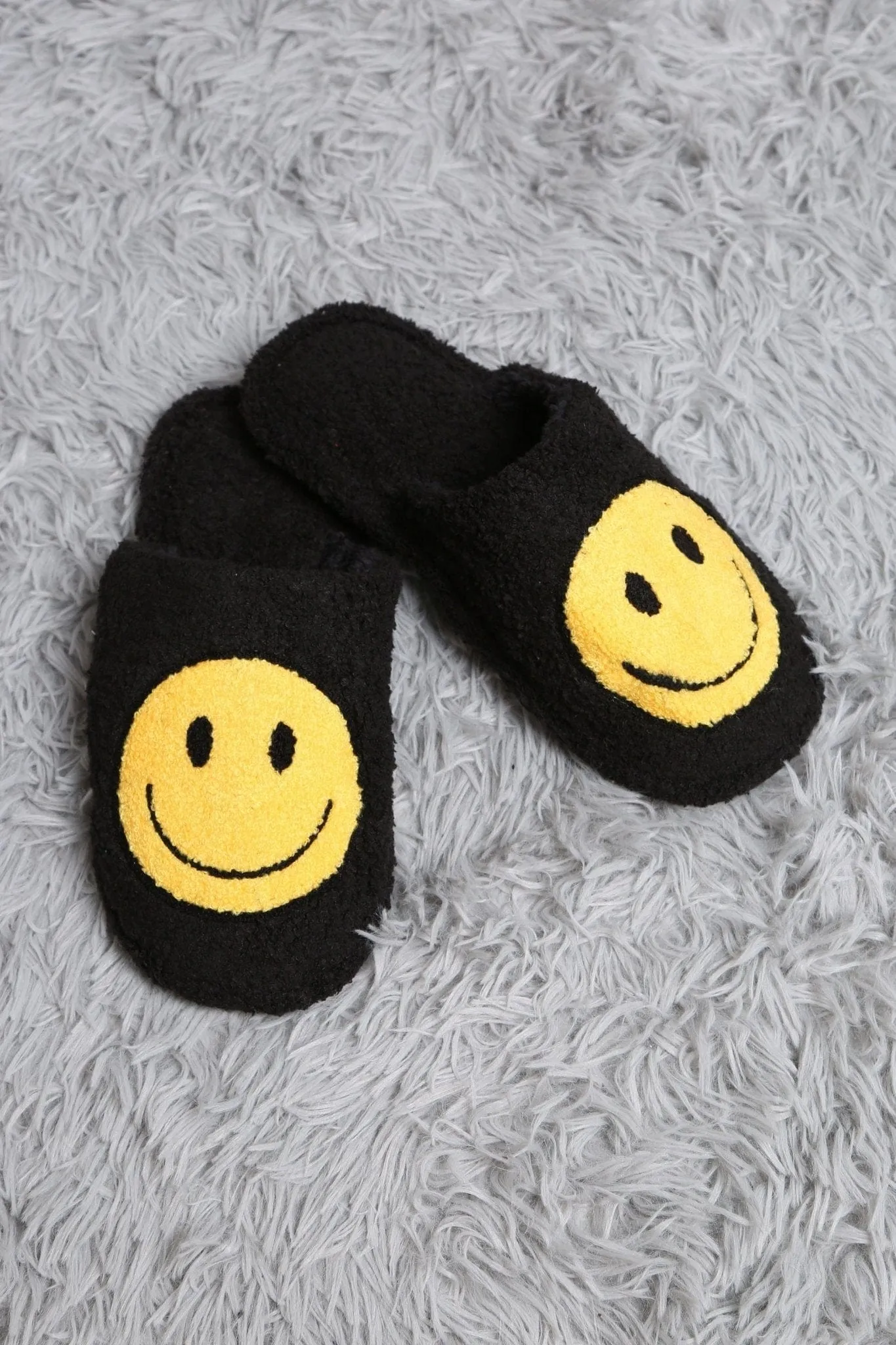 JCL2125 Super Lux Smiley Face Slippers