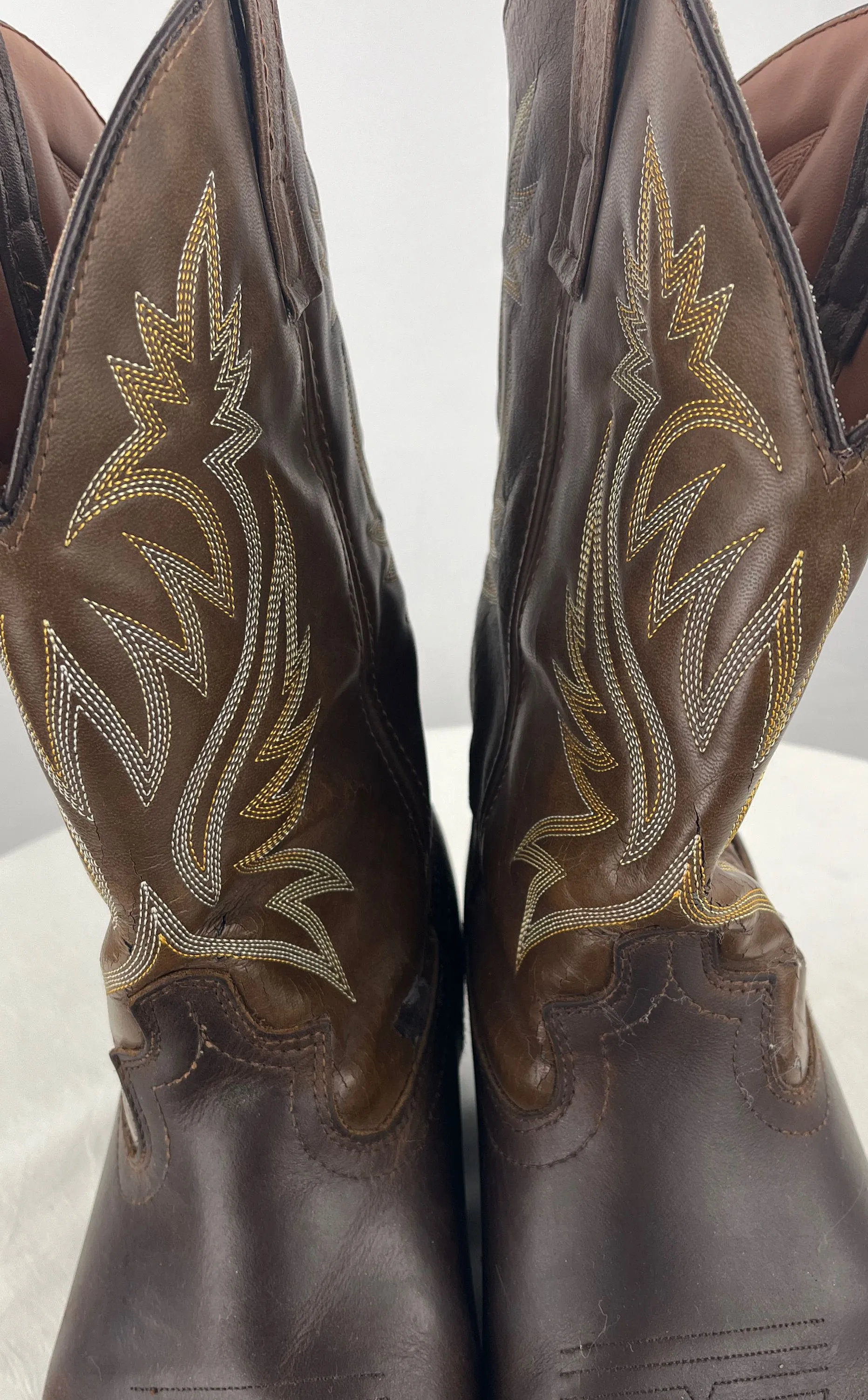 Laredo Men's Brown Distressed Leather Tan Yellow Inlay Cowboy Boots Size 11 EW