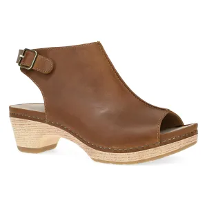 Lizzy Tan Oiled Pull Up