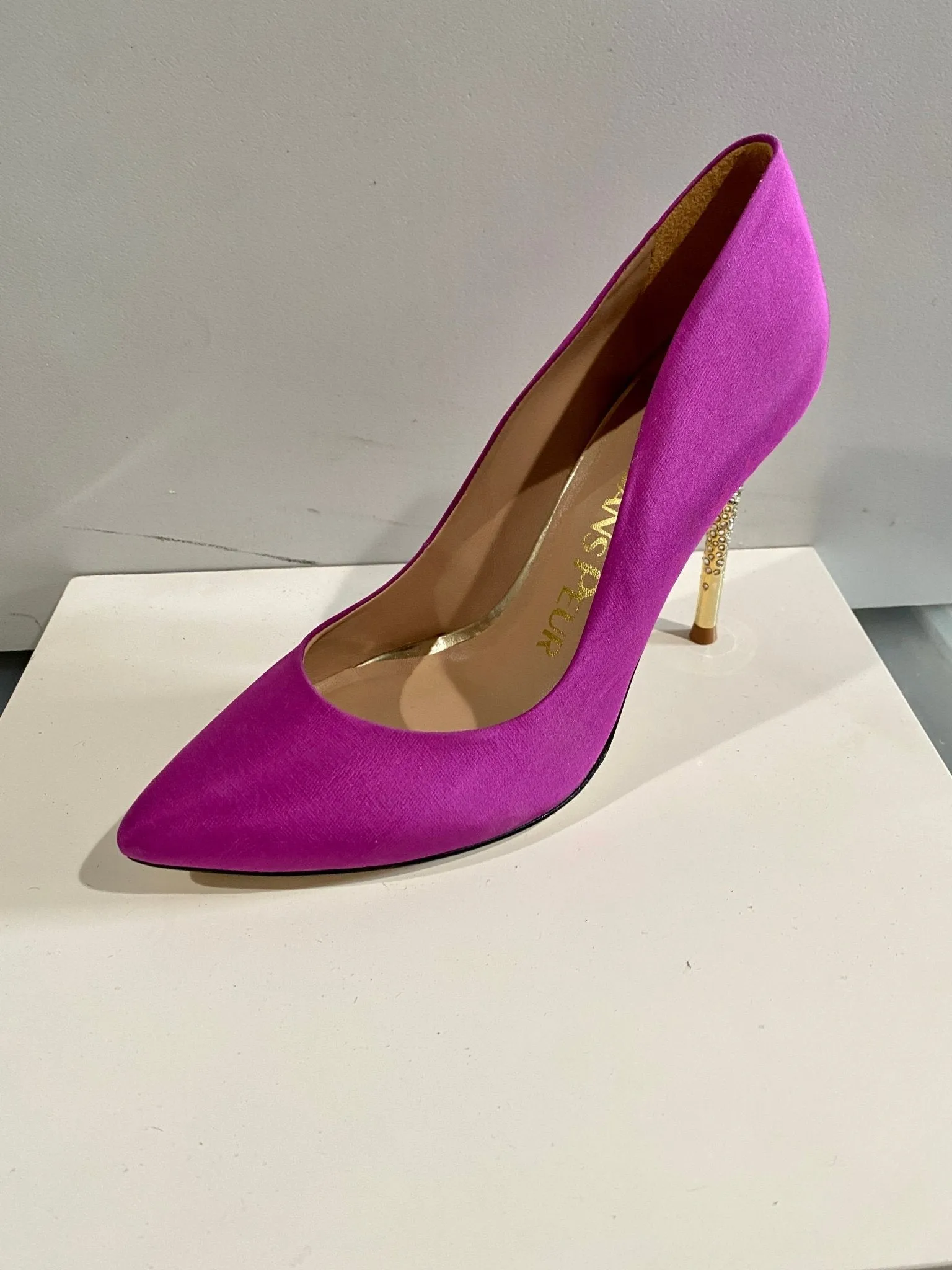 NADIA - FUCHSIA SAMPLE 5.5/6