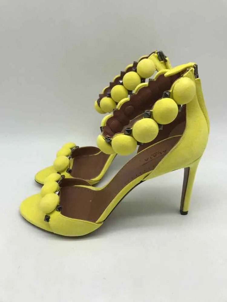Pre-Owned Alaia Yellow Size 37 Pump Heels