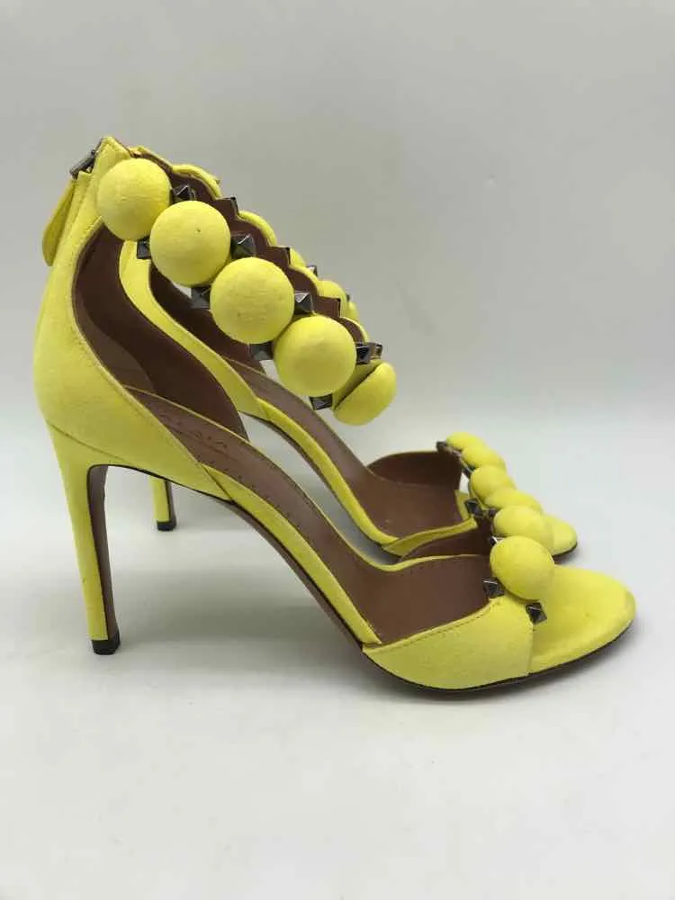 Pre-Owned Alaia Yellow Size 37 Pump Heels