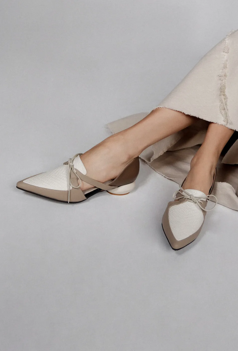 Ribbon Open Shank Flats