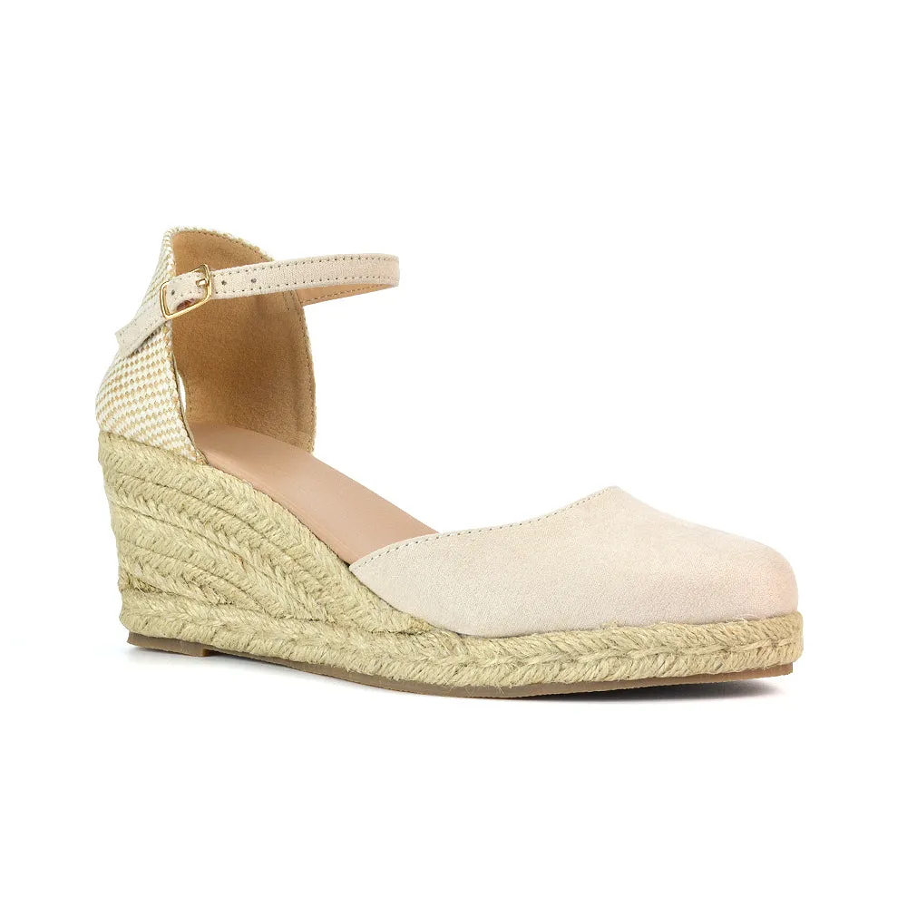 Rocky Closed Toe Strappy Espadrille Sandal Wedge Mid Heels in Black