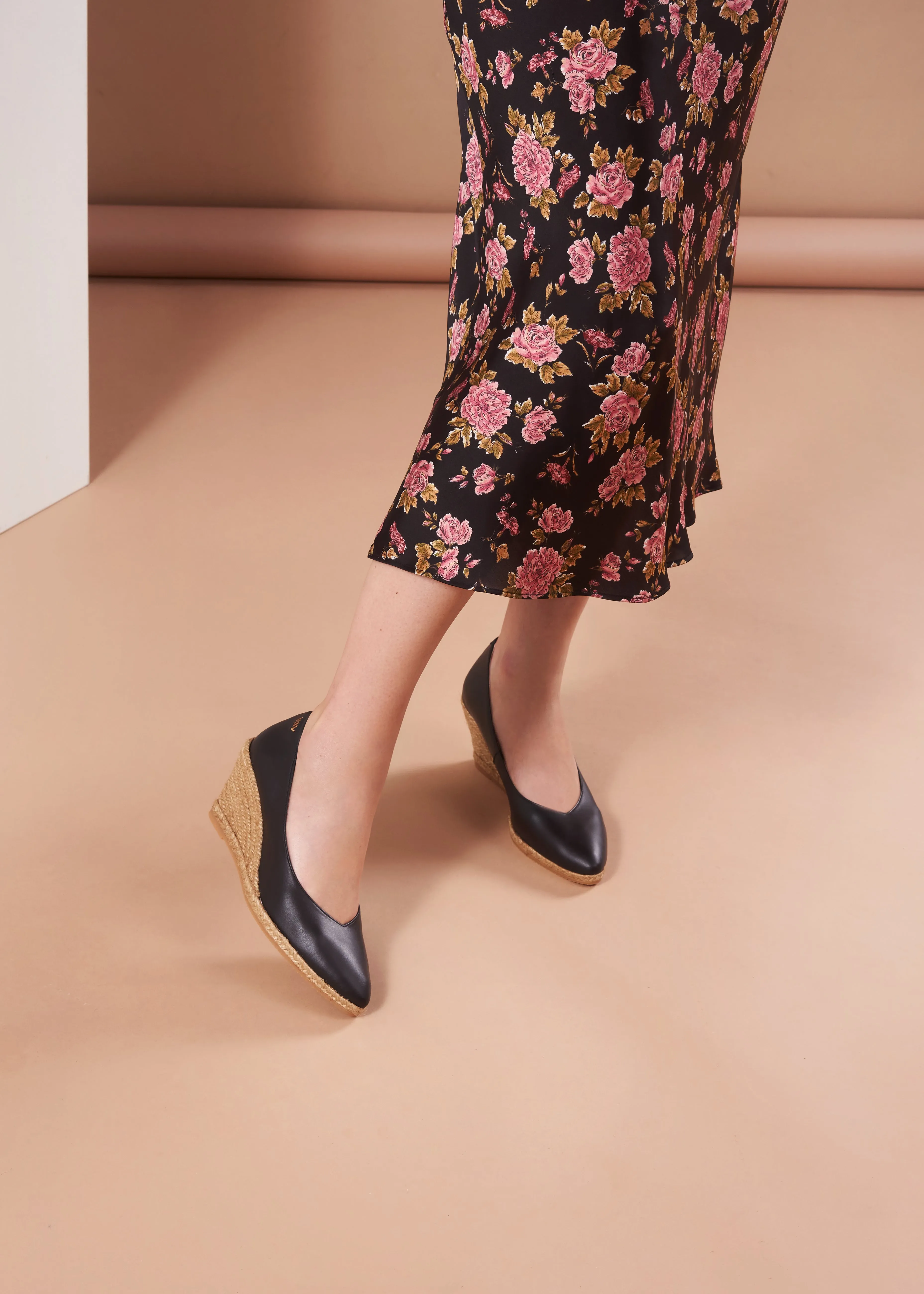 Roses Leather V Cut Espadrille Wedges