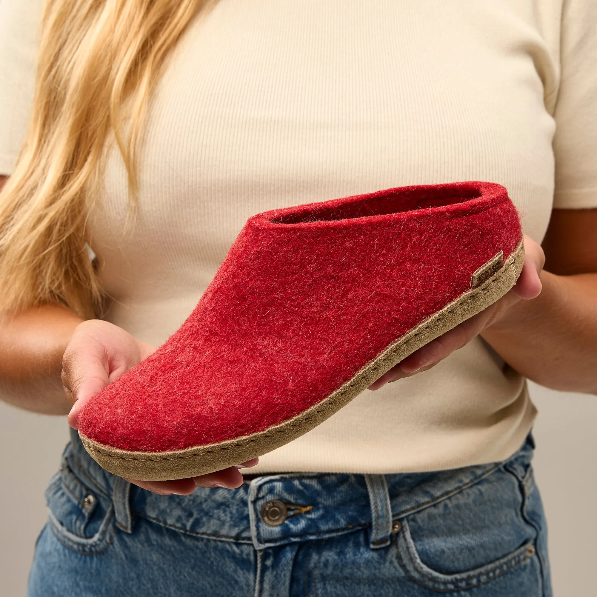 Slip-on with leather sole - Red