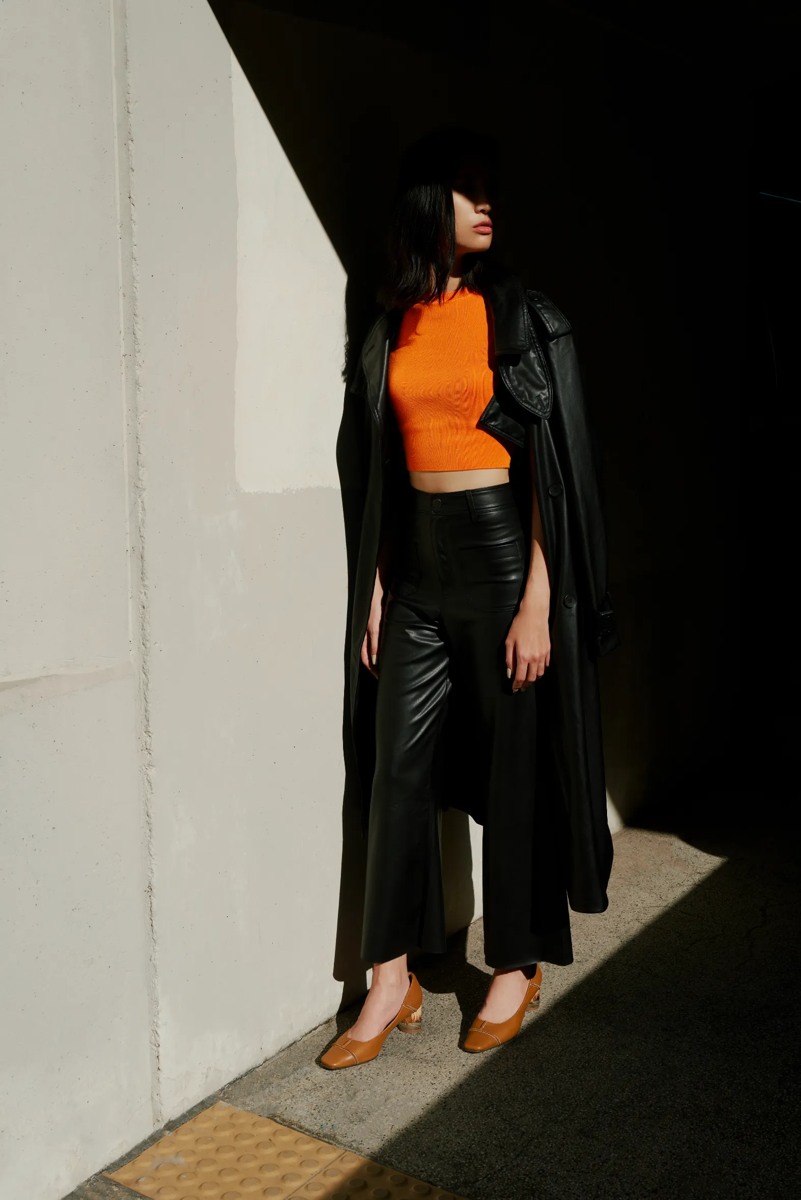 Square-toe Ground Heels