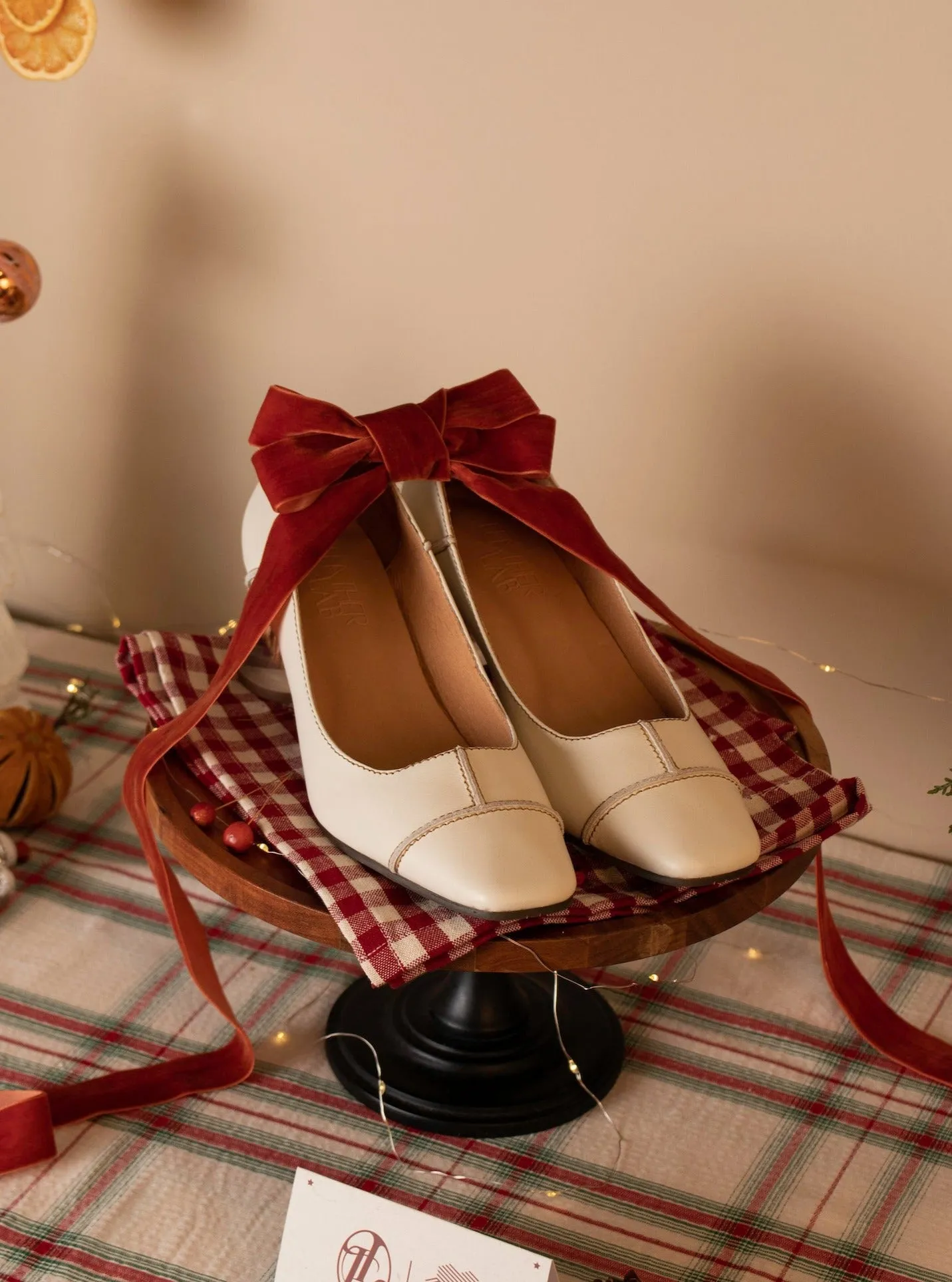 Square-toe Ground Heels