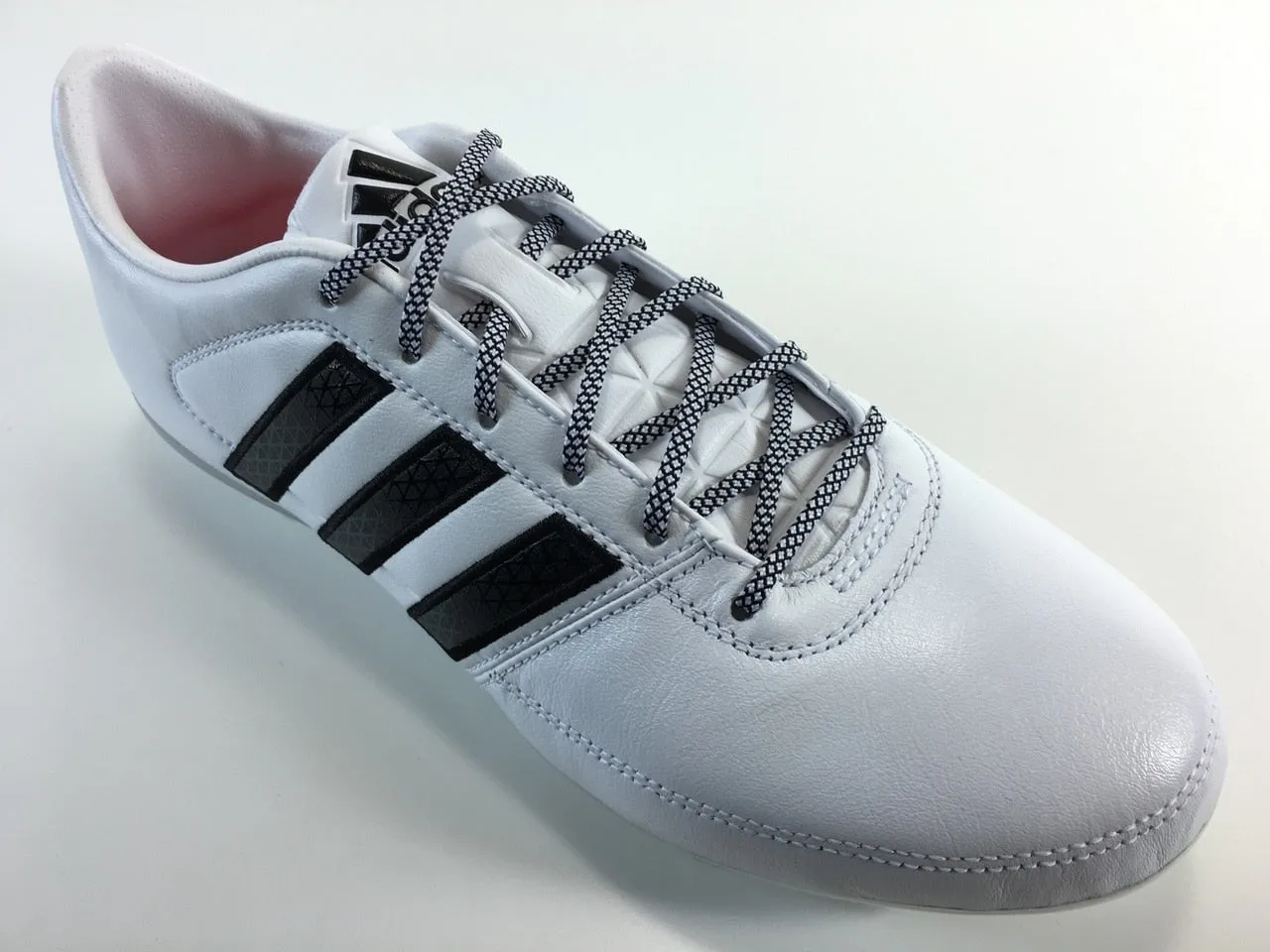 SR4U Laces Grid White Premium