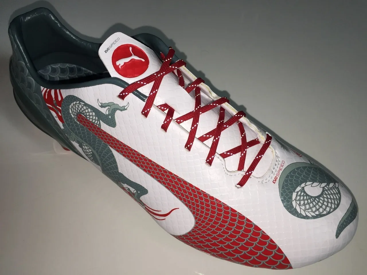 SR4U Reflective Laces Red
