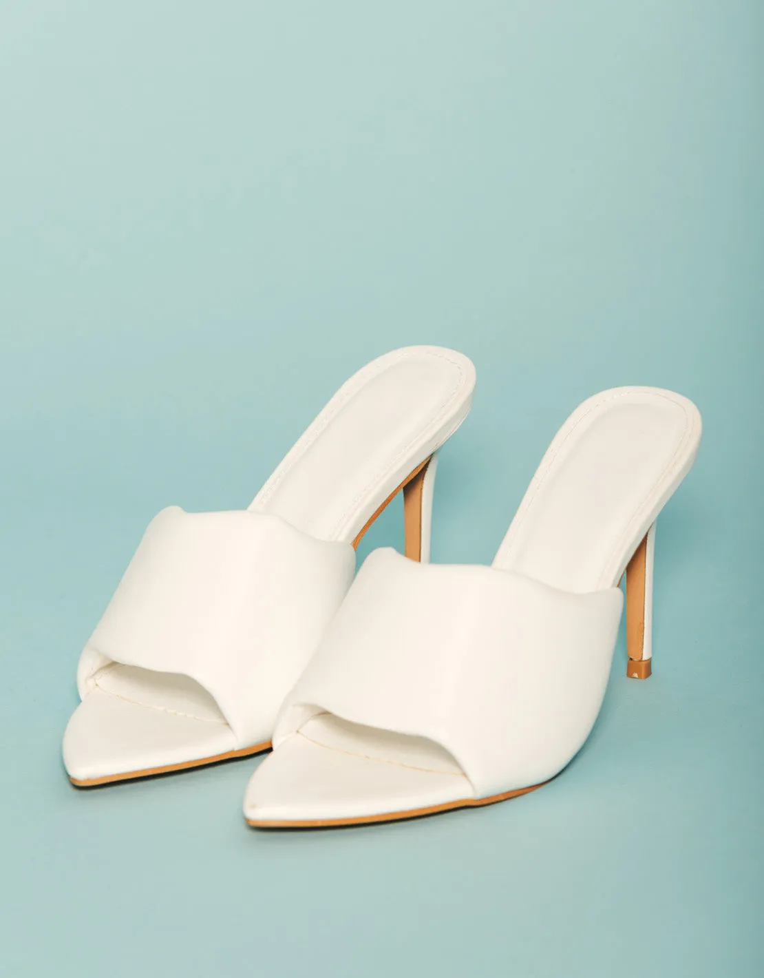 Sweetheart heels