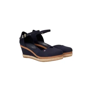 Tommy Hilfiger Womens Sandal Basic Closed Toe Mid Wedge Space Blue