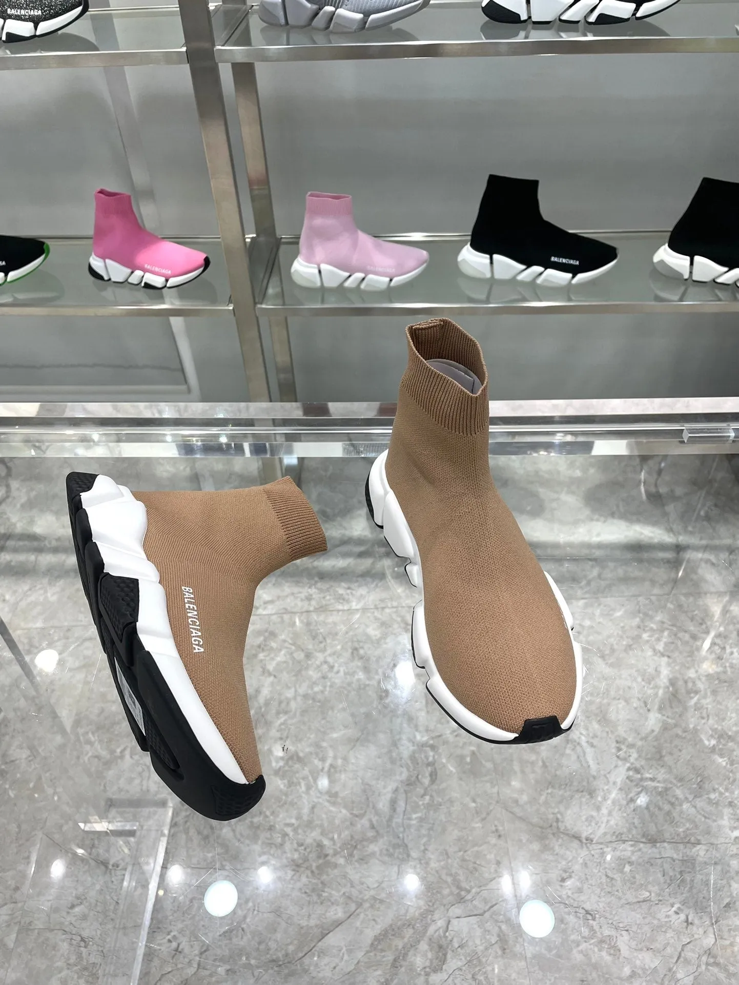 VO - Bla Speed Stretch Knit High Top