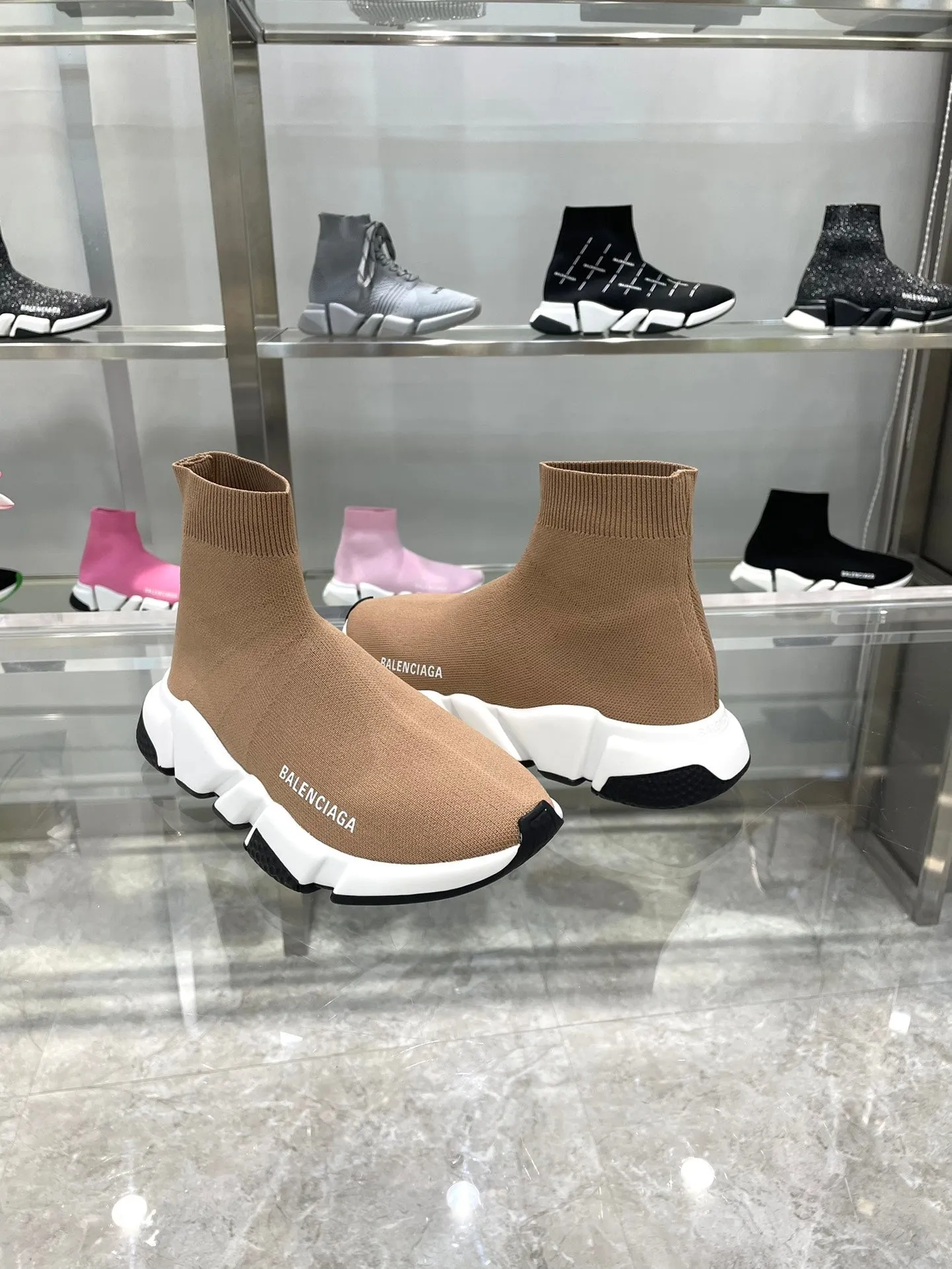 VO - Bla Speed Stretch Knit High Top