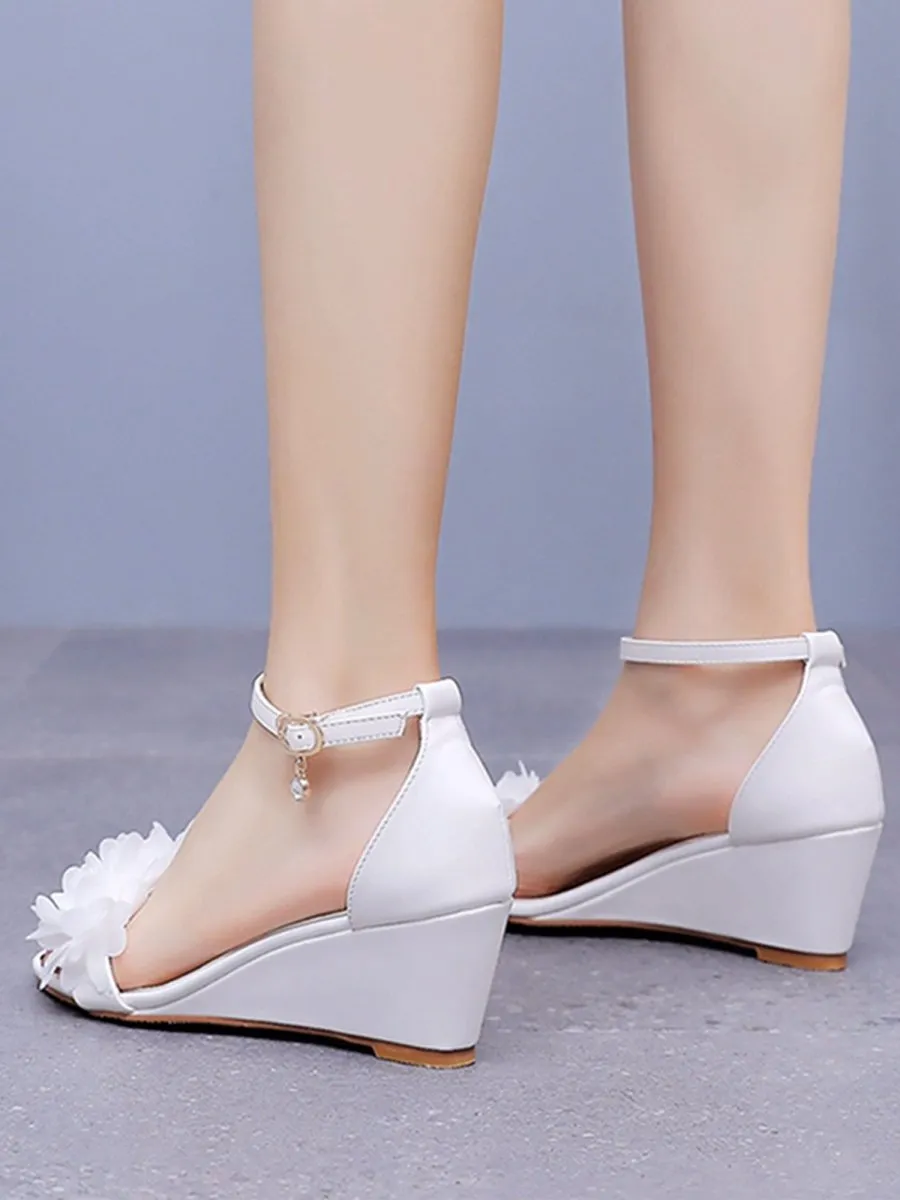 White Floral Open Toe Ankle-Strap Beach Sandals