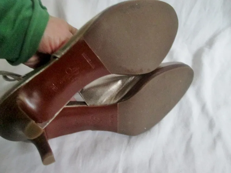 Womens COLE HAAN Leather Pump Heel Shoe 7.5 METALLIC GOLD NIKE AIR Strappy